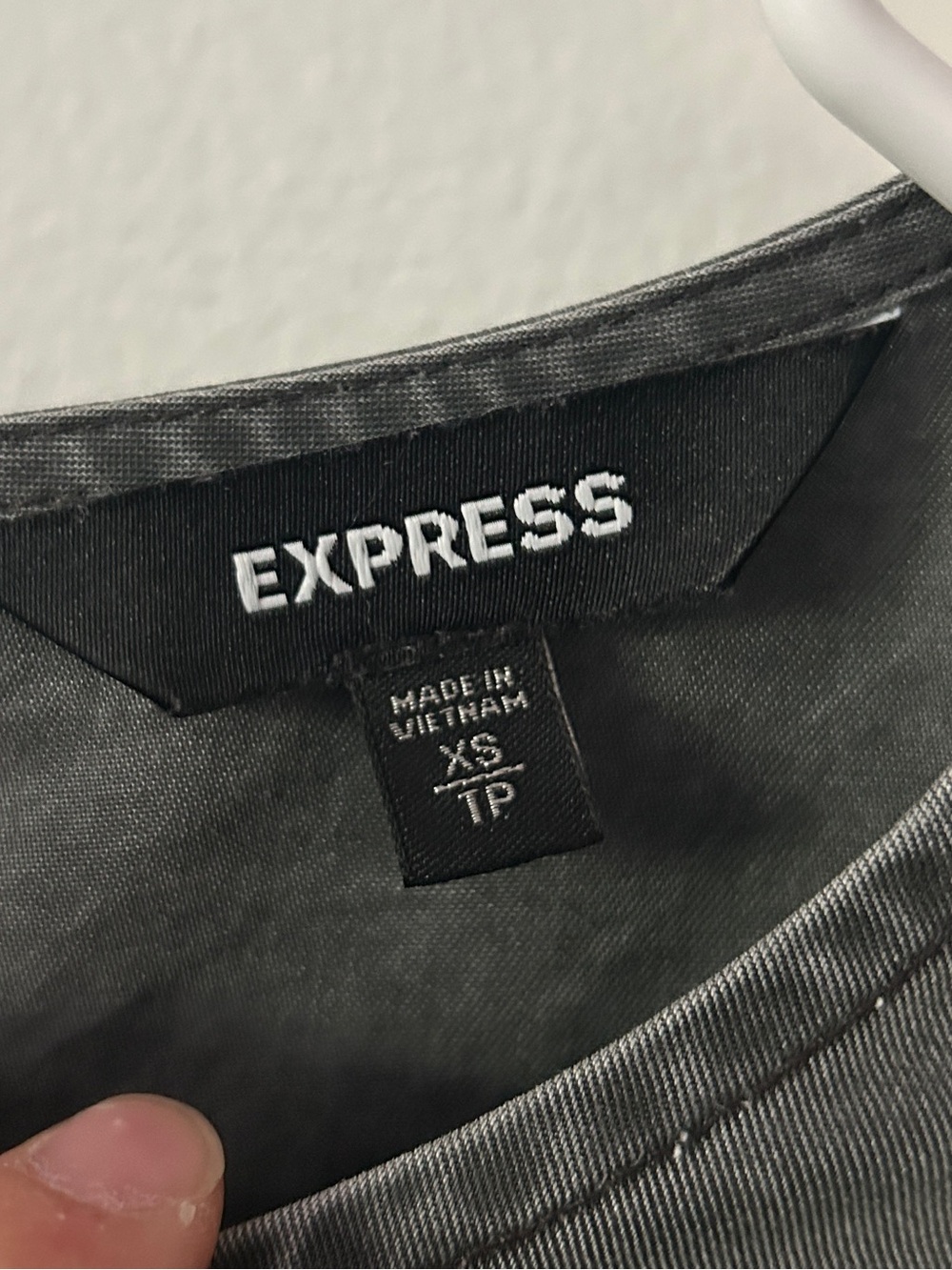 Express Blouse - Picture 2 of 4